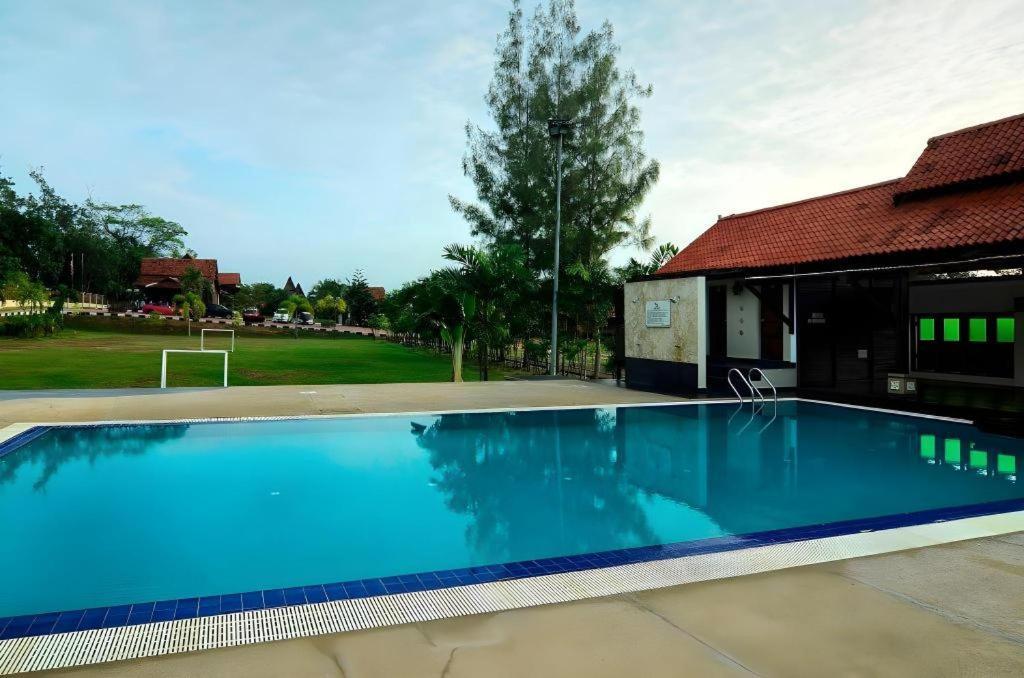 Oyo Home 90745 Desa Balqis Beach Resort Melaka Zewnętrze zdjęcie